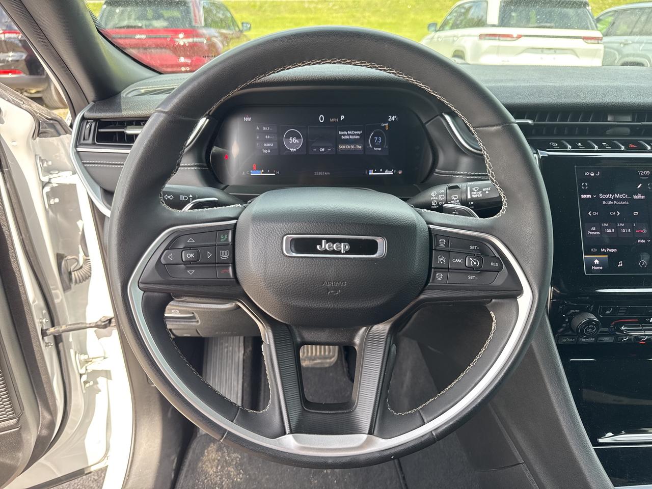 2024 Jeep Grand Cherokee Altitude - Htd Seats/Wheel - Adaptive Cruise Photo