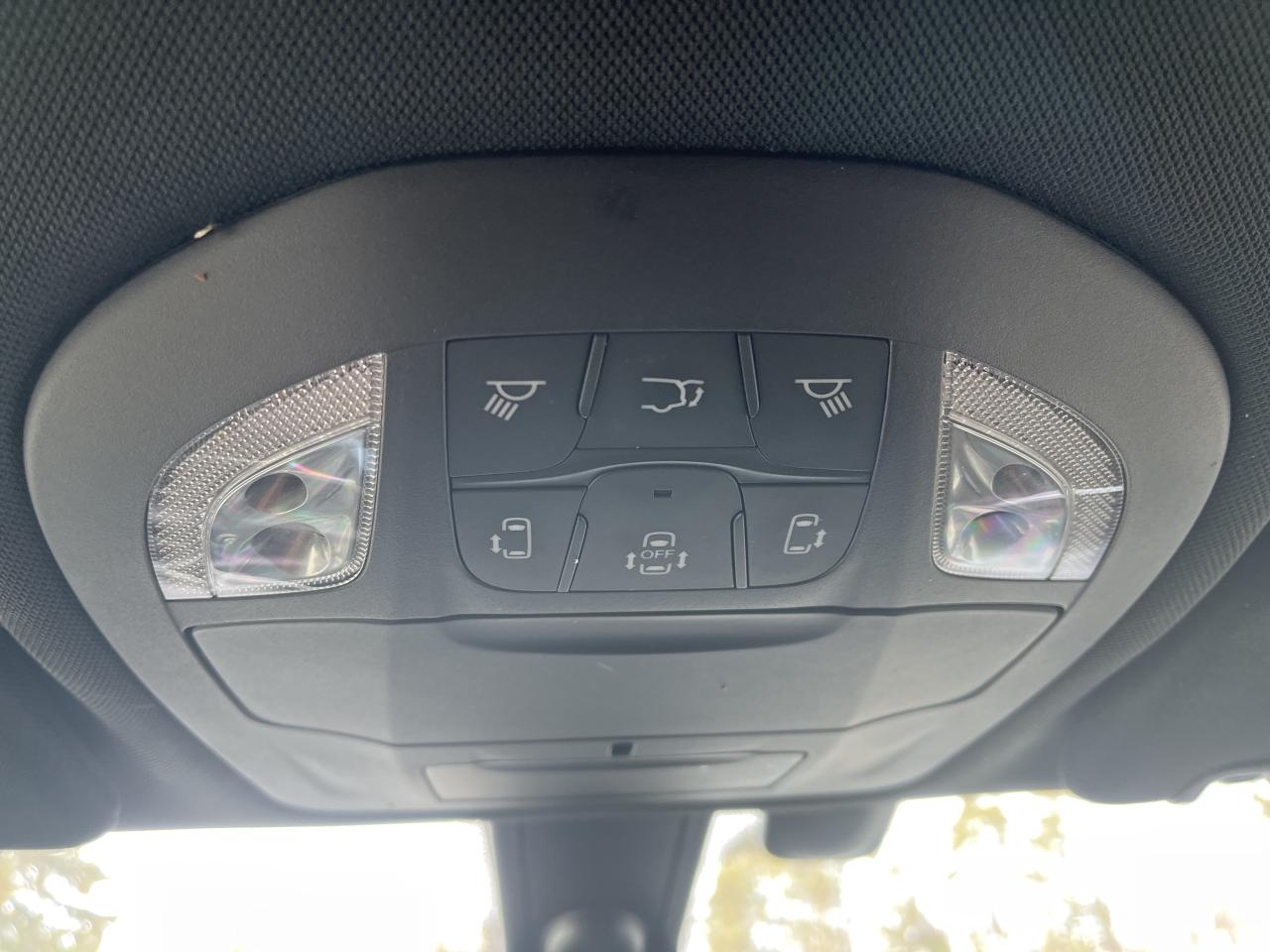 2018 Chrysler Pacifica Touring Plus - Nav - Remote Start Photo