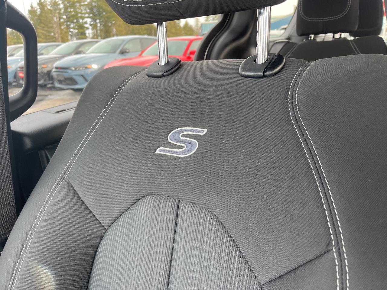 2018 Chrysler Pacifica Touring Plus - Nav - Remote Start Photo