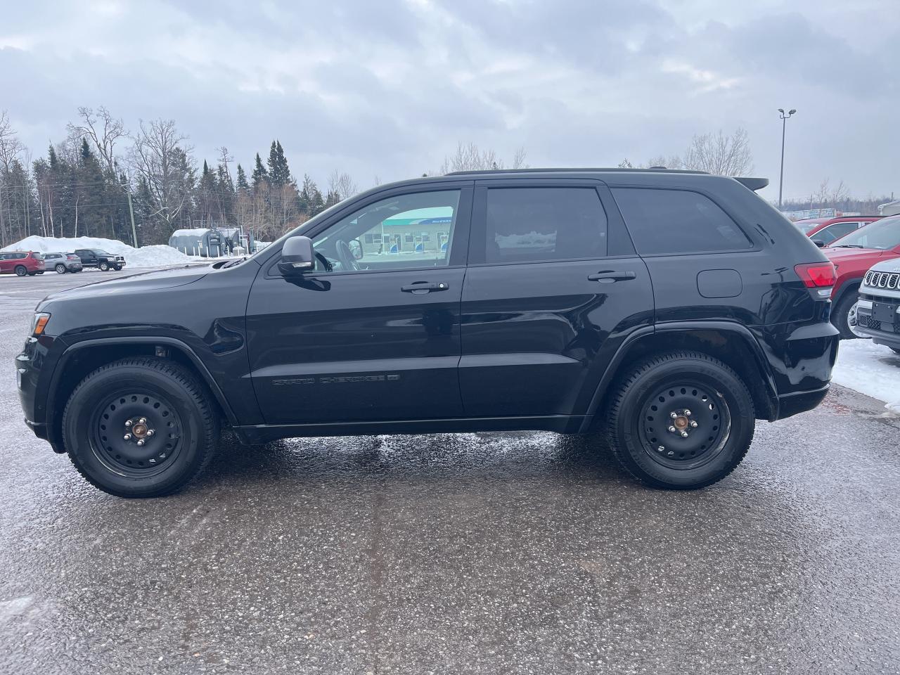 2021 Jeep Grand Cherokee 80th Anniversary Edition - Sunroof - Htd Leather/W Photo