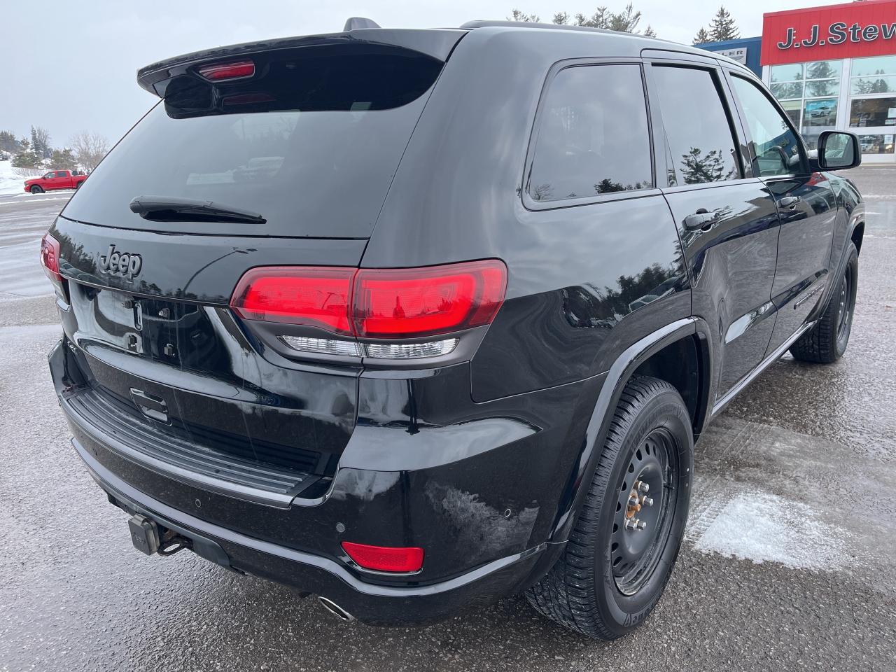 2021 Jeep Grand Cherokee 80th Anniversary Edition - Sunroof - Htd Leather/W Photo