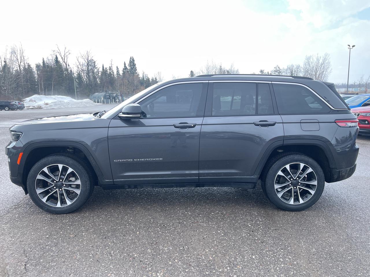 2022 Jeep Grand Cherokee Limited - Pano Sunroof - Nav Photo