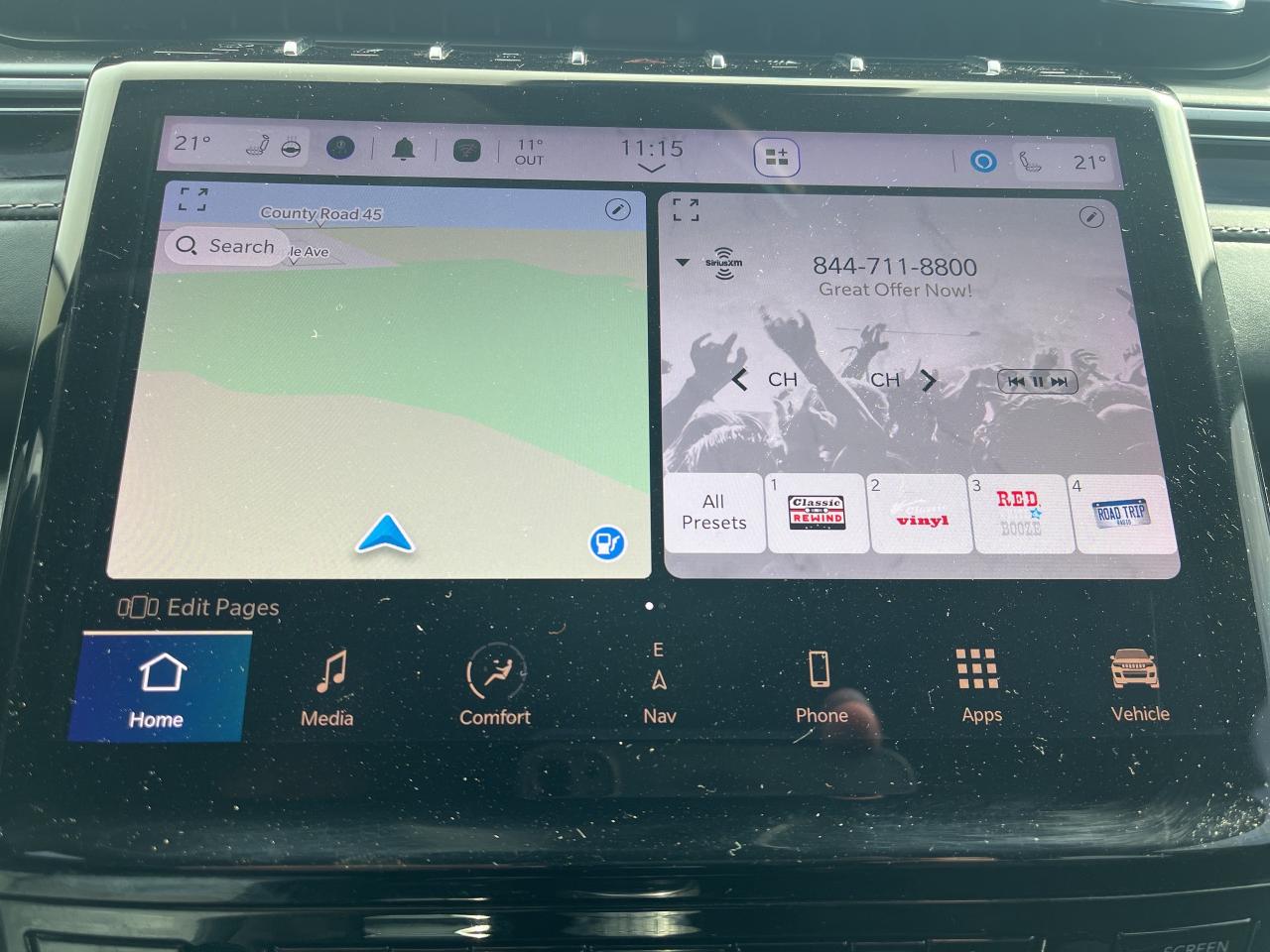 2022 Jeep Grand Cherokee Limited - Pano Sunroof - Nav Photo