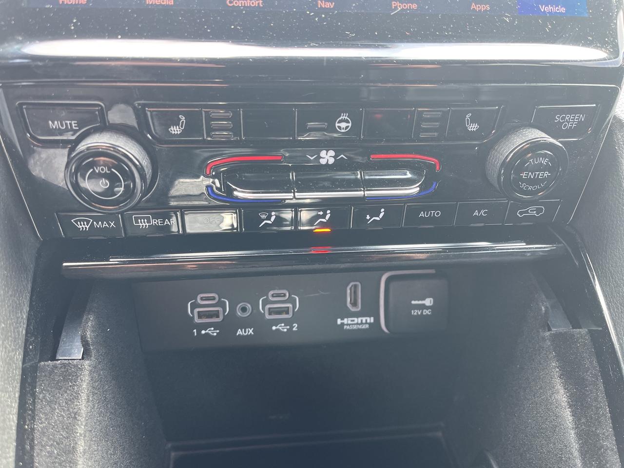 2022 Jeep Grand Cherokee Limited - Pano Sunroof - Nav Photo