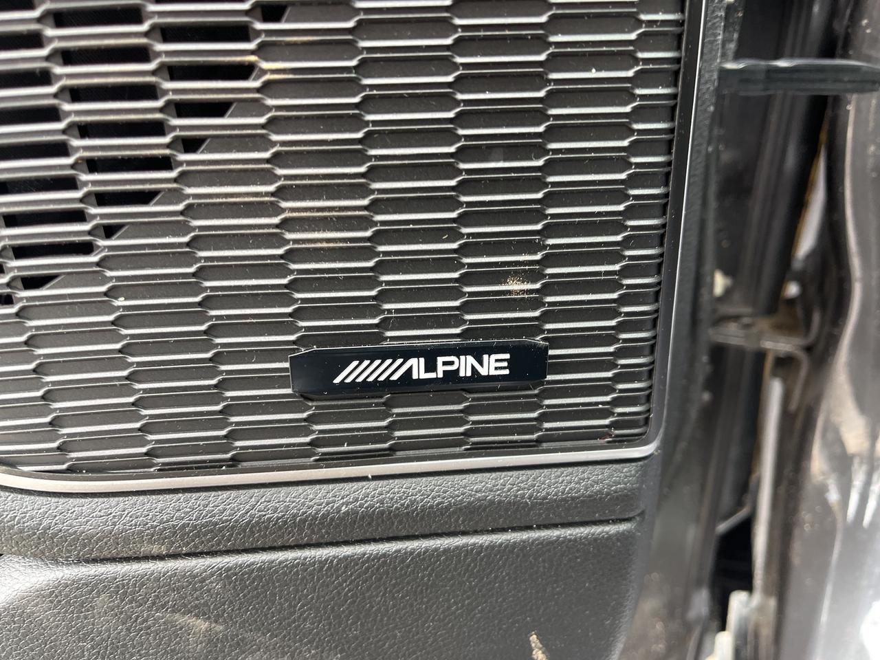 2022 Jeep Grand Cherokee Limited - Pano Sunroof - Nav Photo