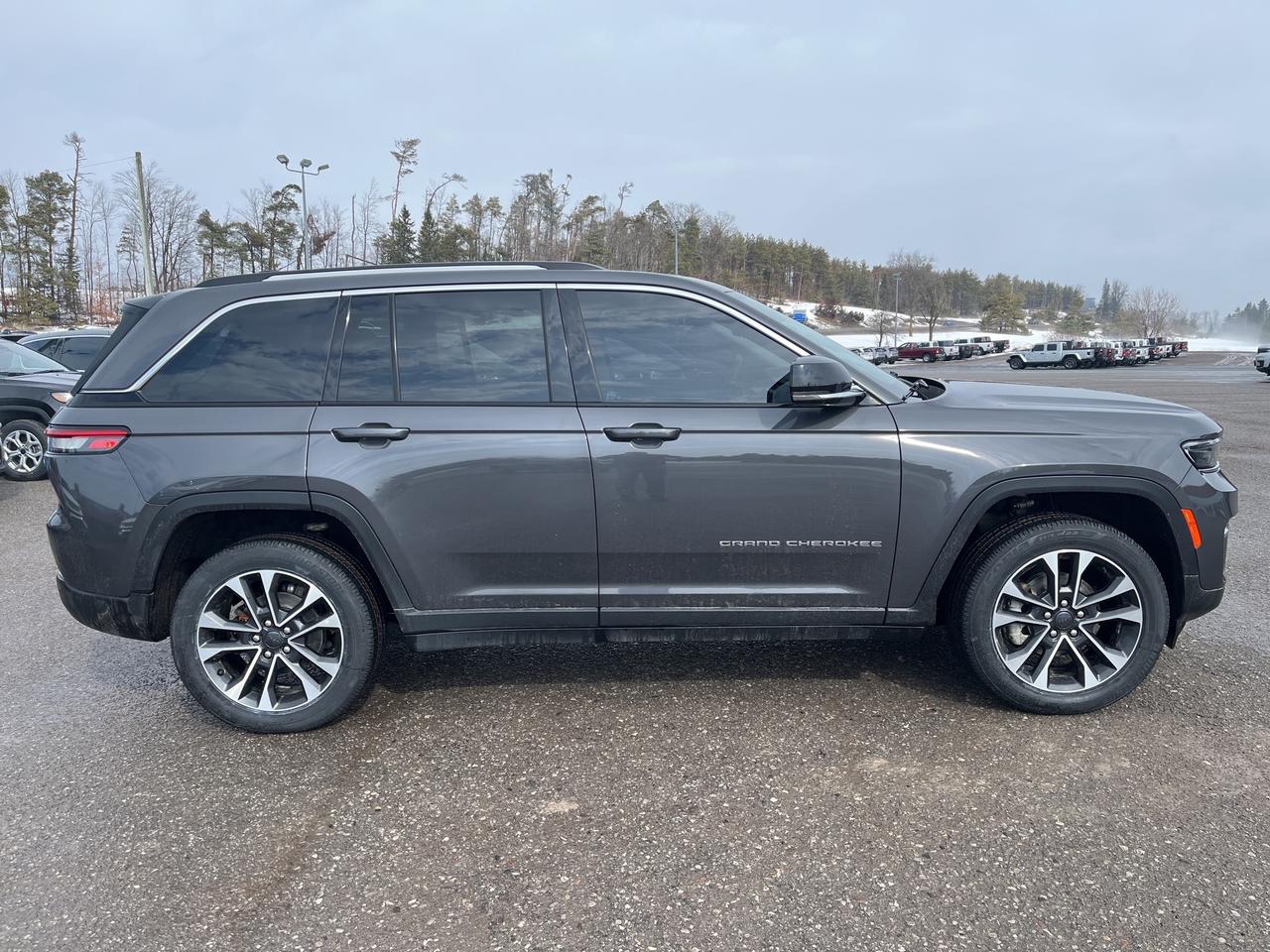 2022 Jeep Grand Cherokee Limited - Pano Sunroof - Nav Photo