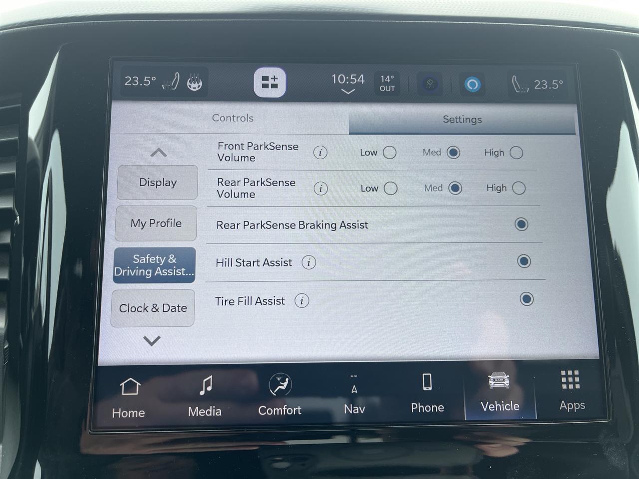 2023 RAM 1500 Big Horn - Htd Seats/Wheel - Remote Start Photo