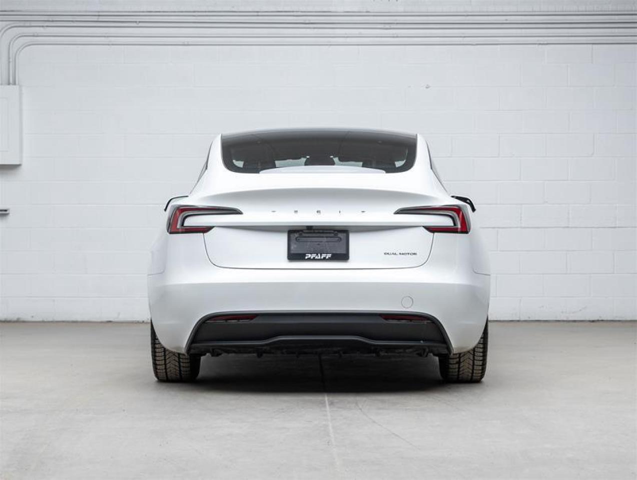 2025 Tesla Model 3  Photo