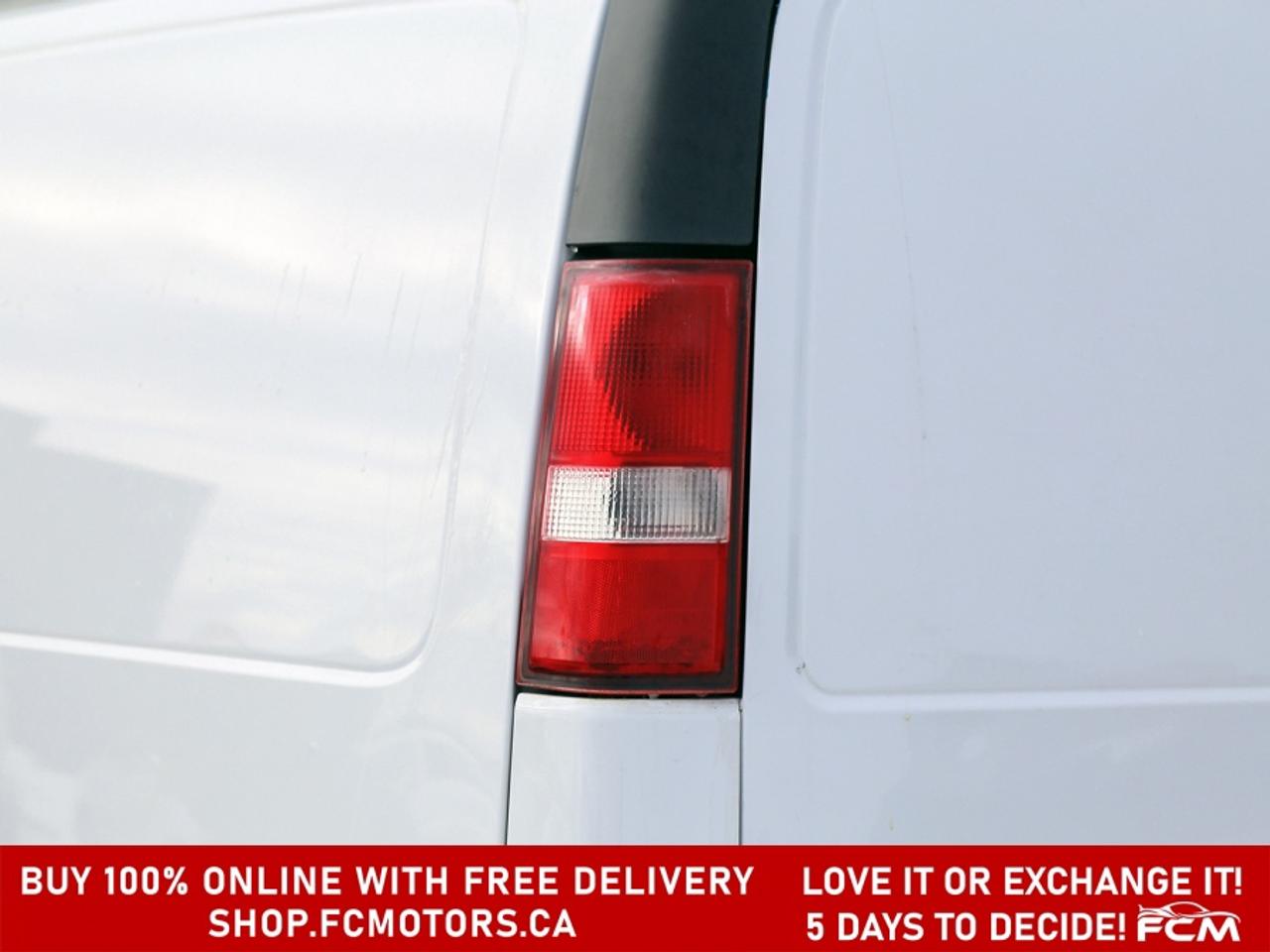 2017 GMC Savana 3500 ~AUTOMATIC, FULLY CERTIFIED WITH WARRANTY!!!! Photo
