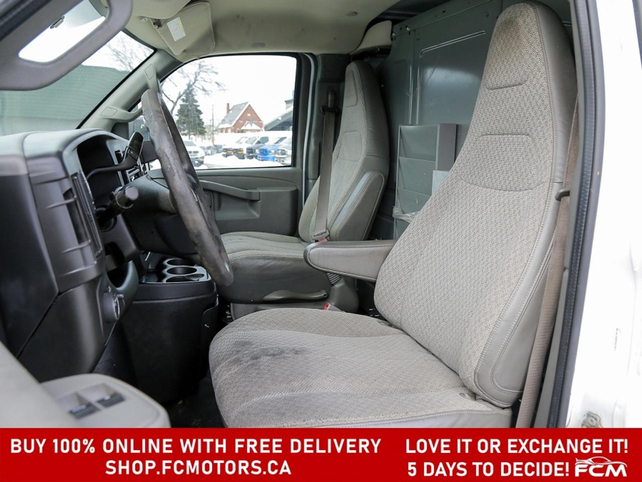 2017 GMC Savana 3500 ~AUTOMATIC, FULLY CERTIFIED WITH WARRANTY!!!! Photo