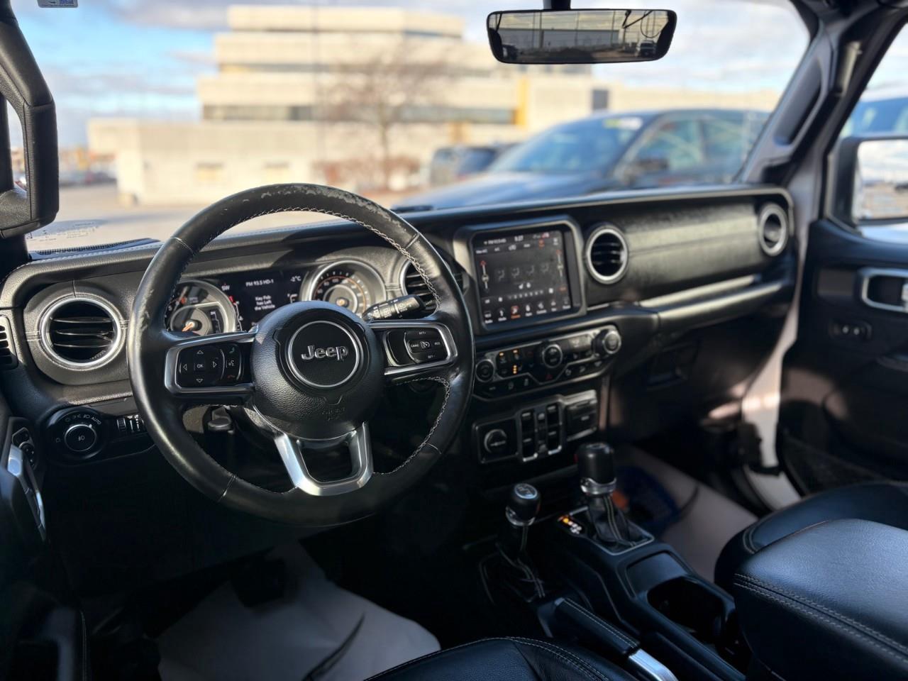 2019 Jeep WRANGLER UNLIMITED Sahara 4dr 4x4 Photo