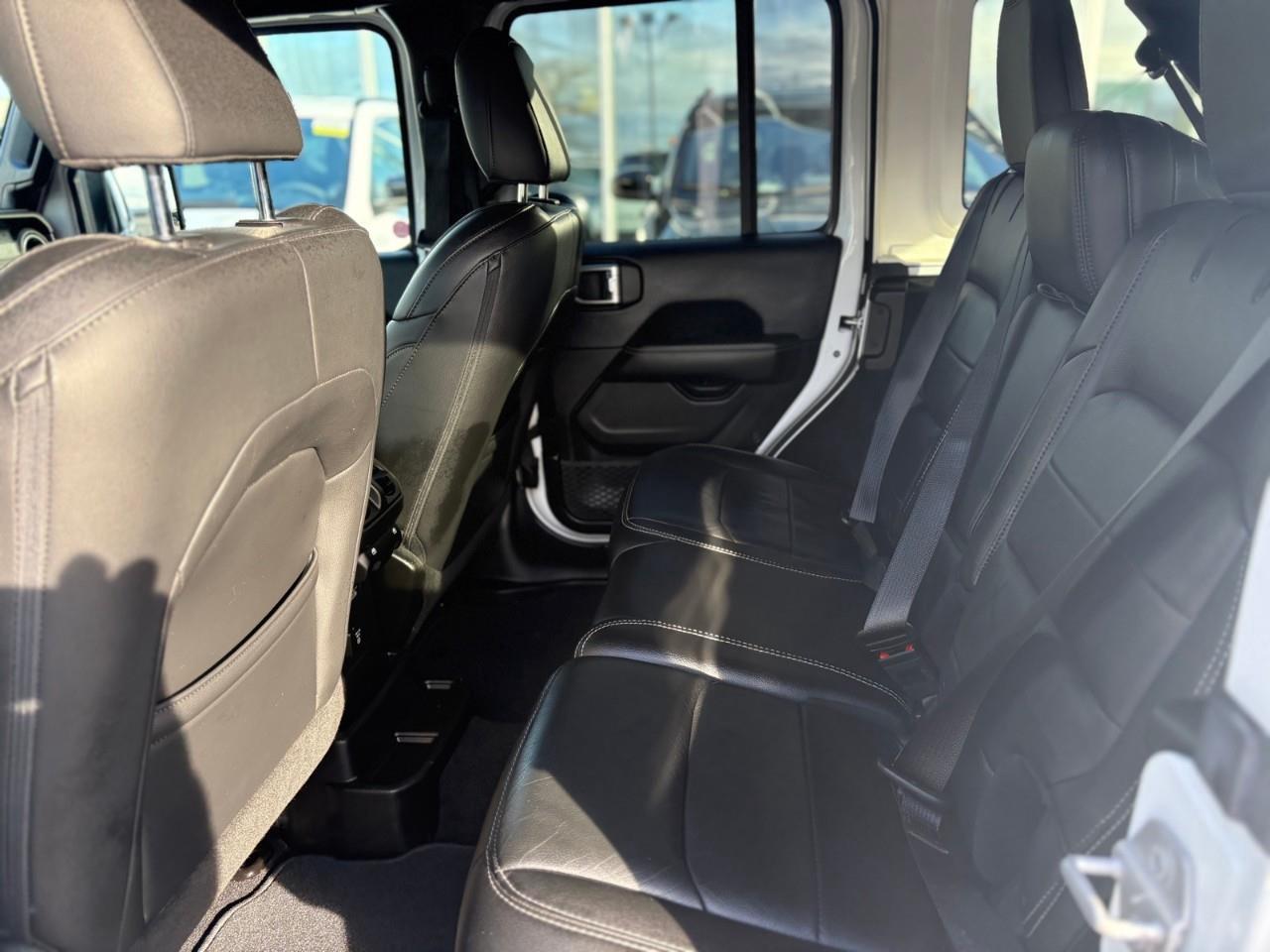 2019 Jeep WRANGLER UNLIMITED Sahara 4dr 4x4 Photo