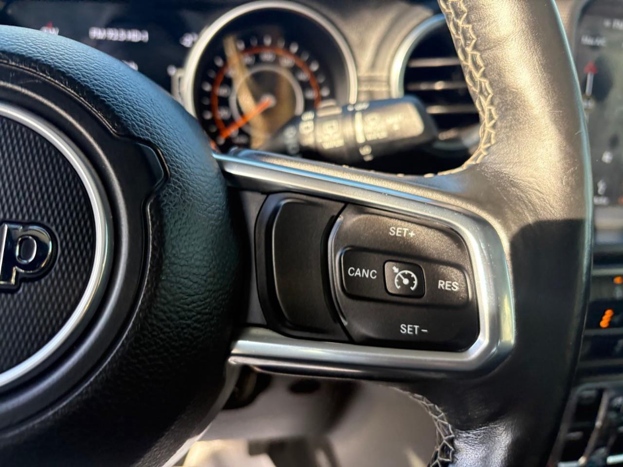 2019 Jeep WRANGLER UNLIMITED Sahara 4dr 4x4 Photo