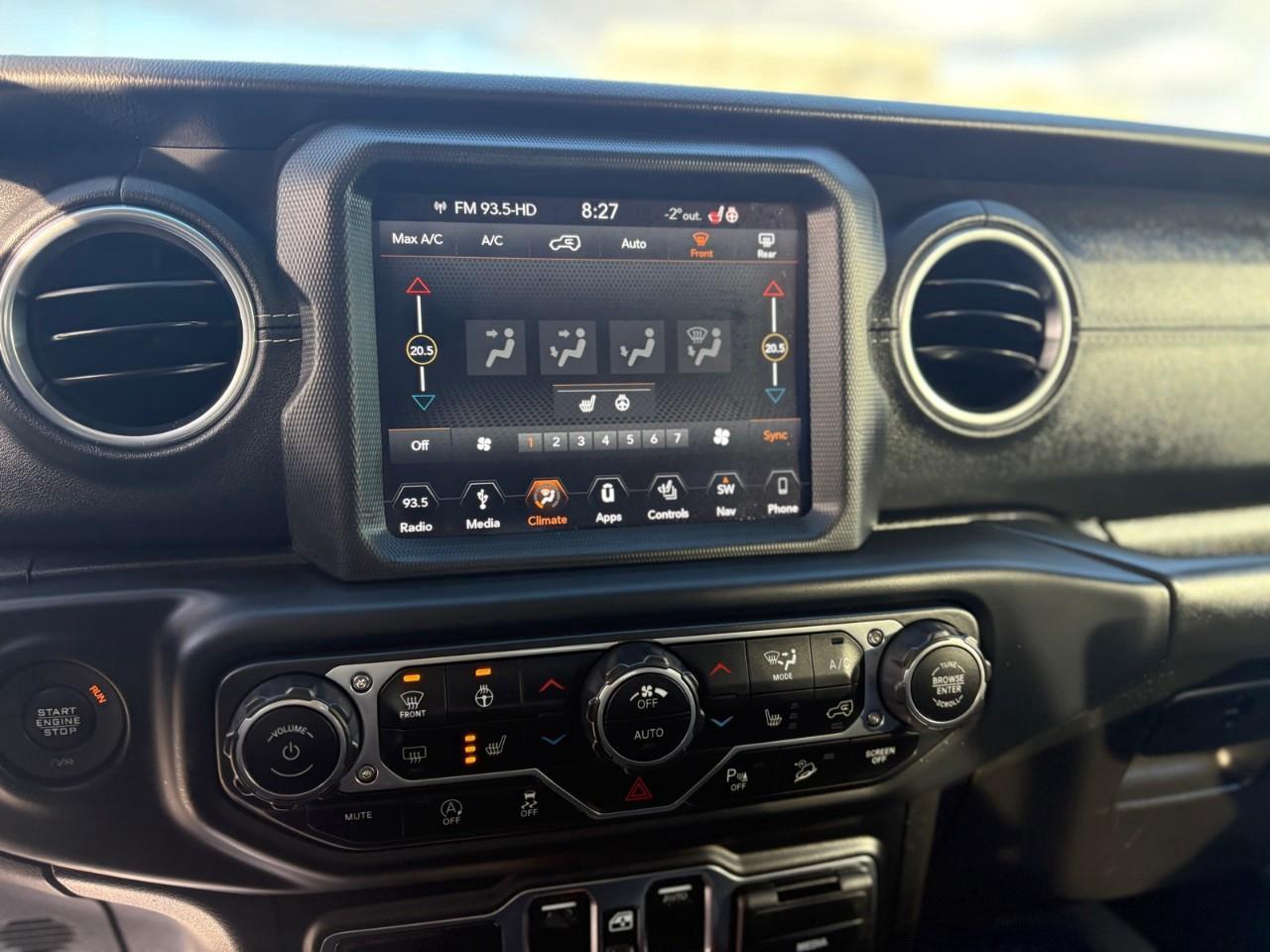 2019 Jeep WRANGLER UNLIMITED Sahara 4dr 4x4 Photo