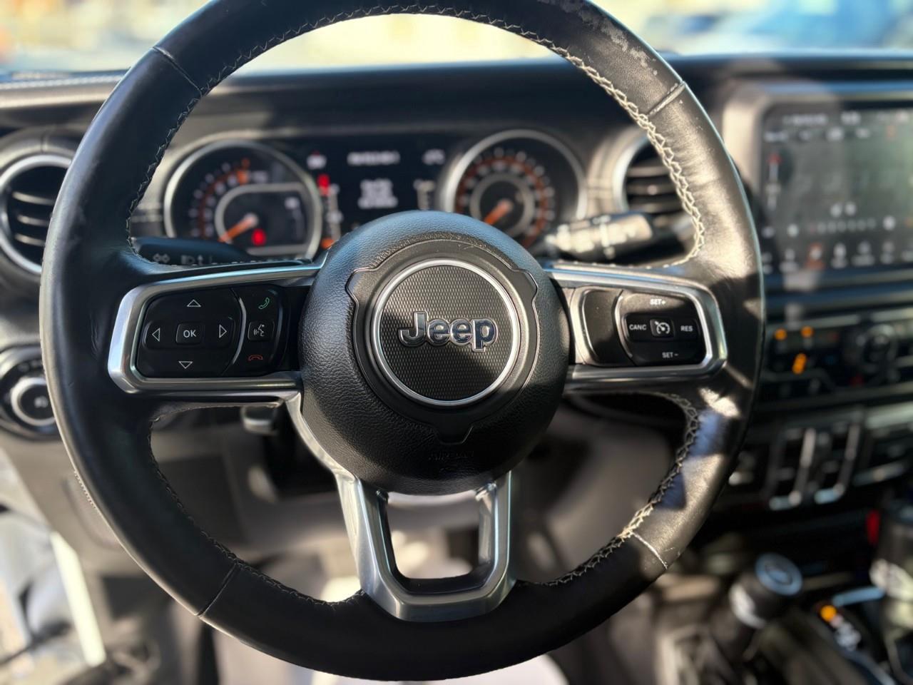 2019 Jeep WRANGLER UNLIMITED Sahara 4dr 4x4 Photo