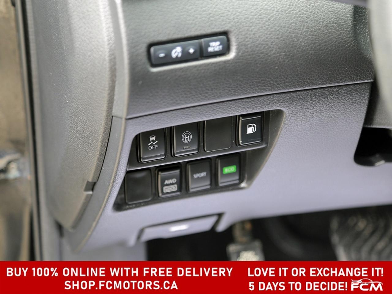 2019 Nissan Rogue SV AWD ~AUTOMATIC, FULLY CERTIFIED WITH WARRANTY!! Photo