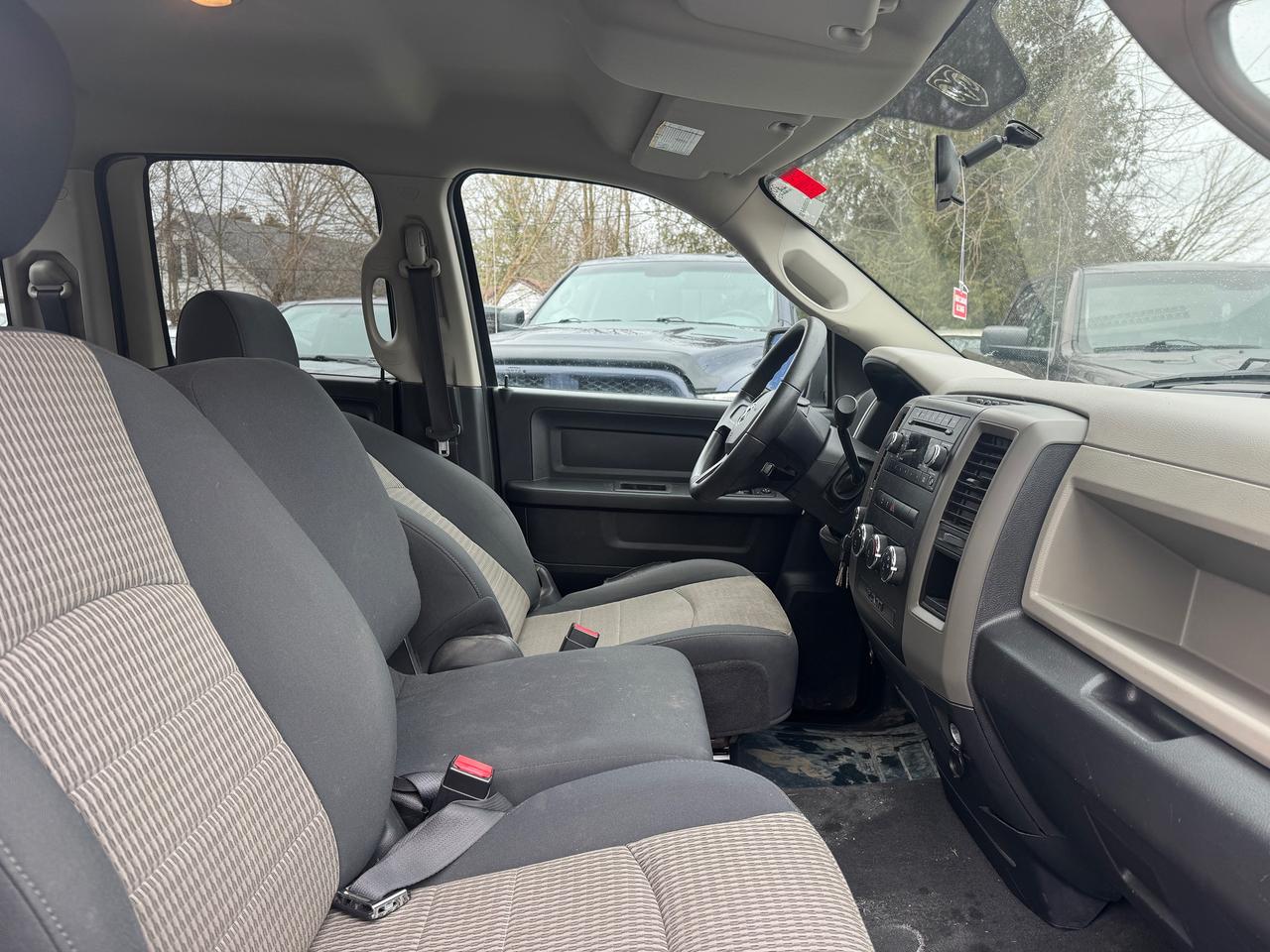 2010 Dodge Ram 1500 4WD Quad Cab 140.5" ST - Photo #6