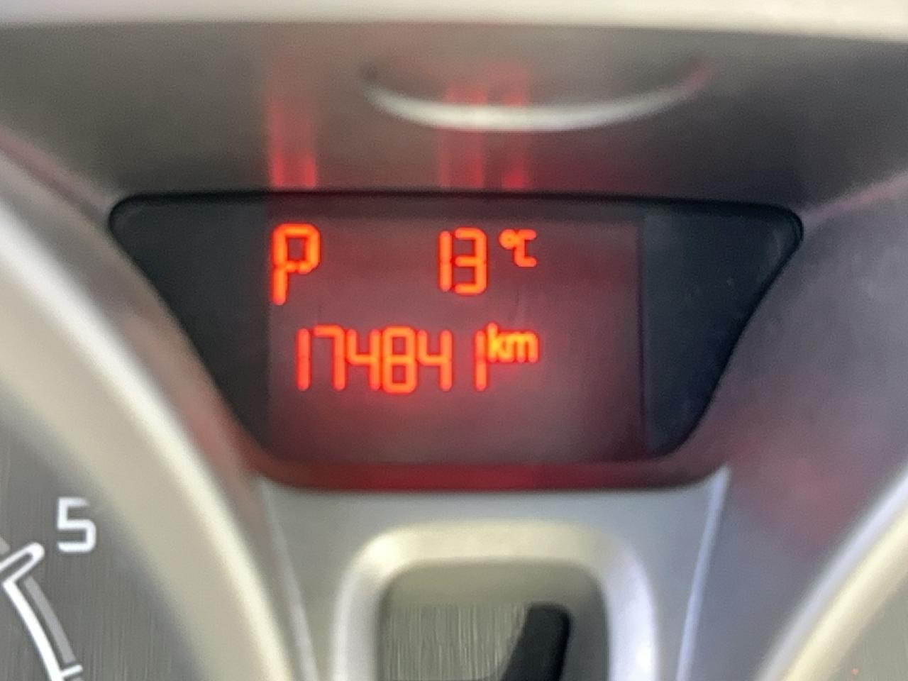 2011 Ford Fiesta SES Photo