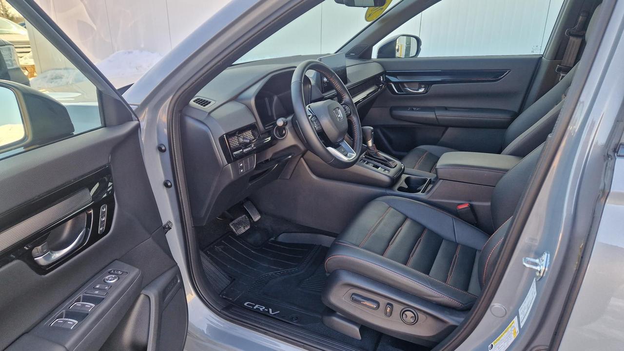 2026 Honda CR-V TOURING HYBRID Photo