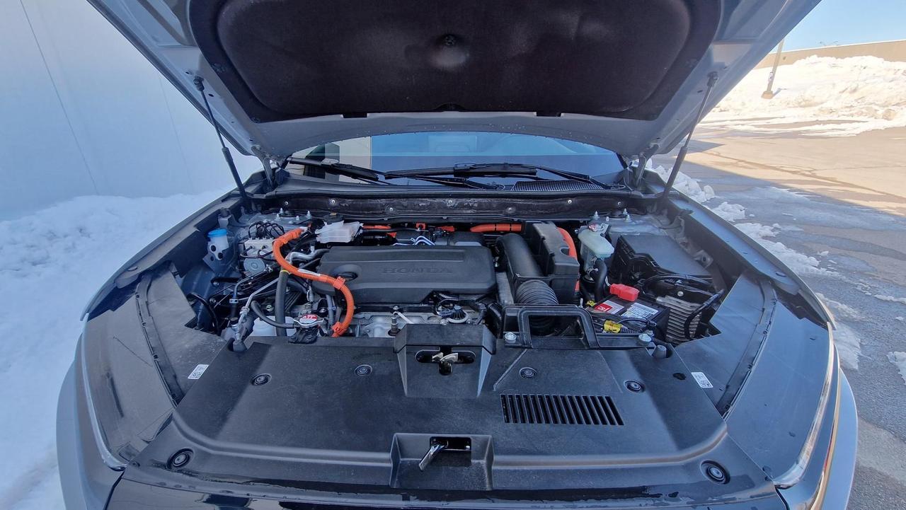 2026 Honda CR-V TOURING HYBRID Photo
