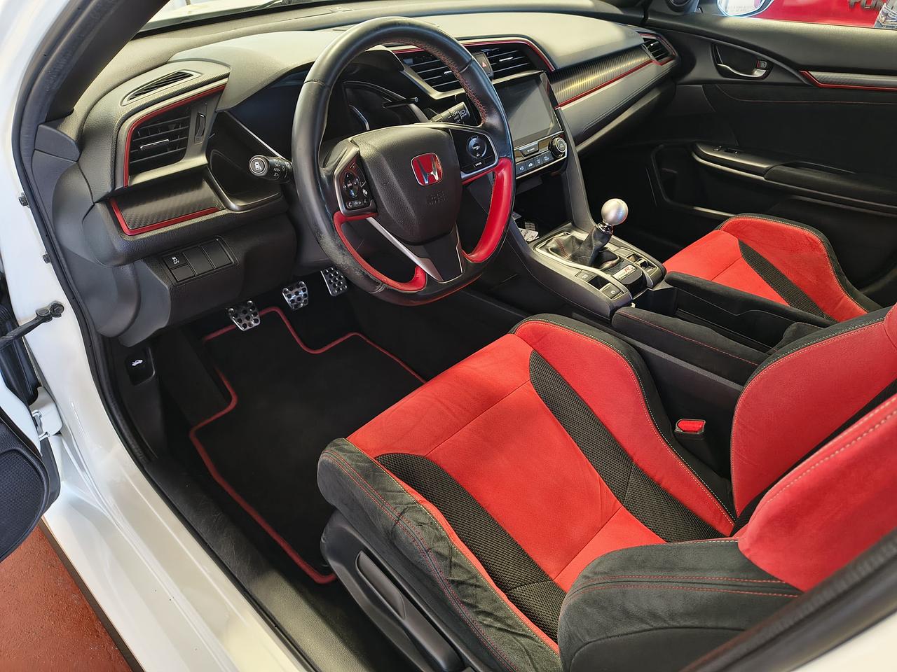 2018 Honda Civic Type R Photo0