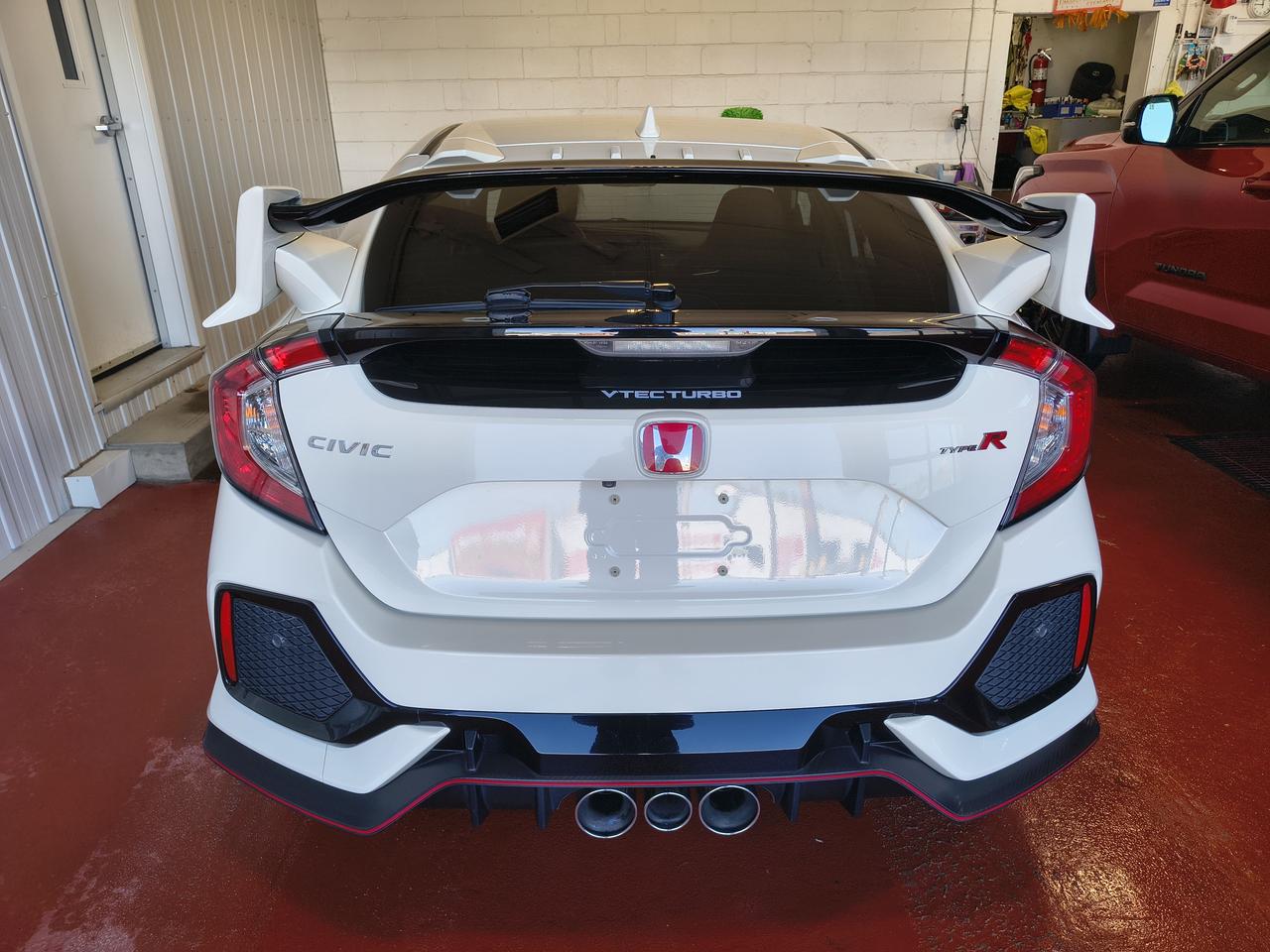 2018 Honda Civic Type R Photo0