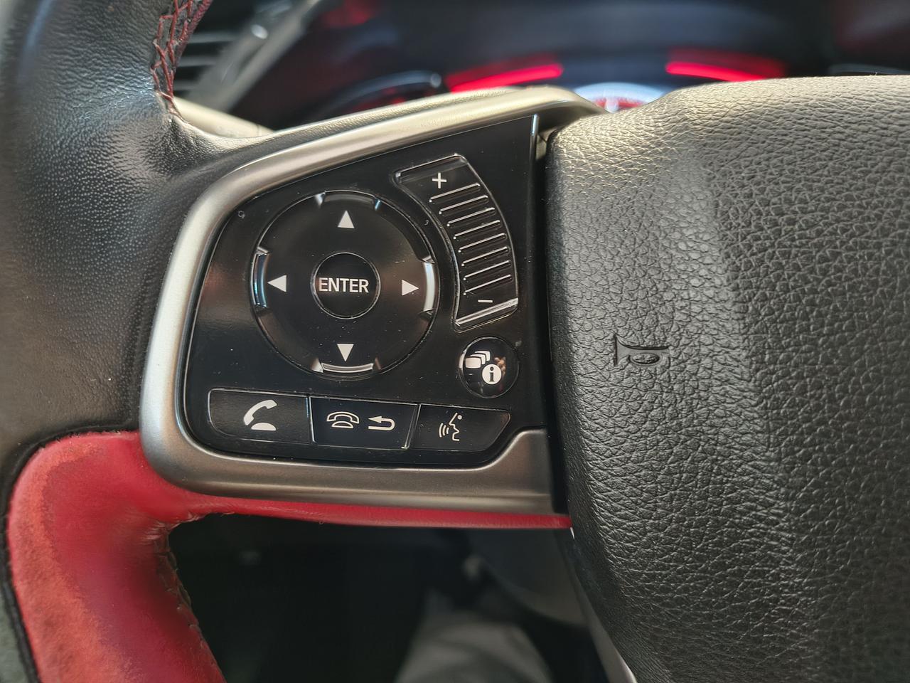 2018 Honda Civic Type R Photo0