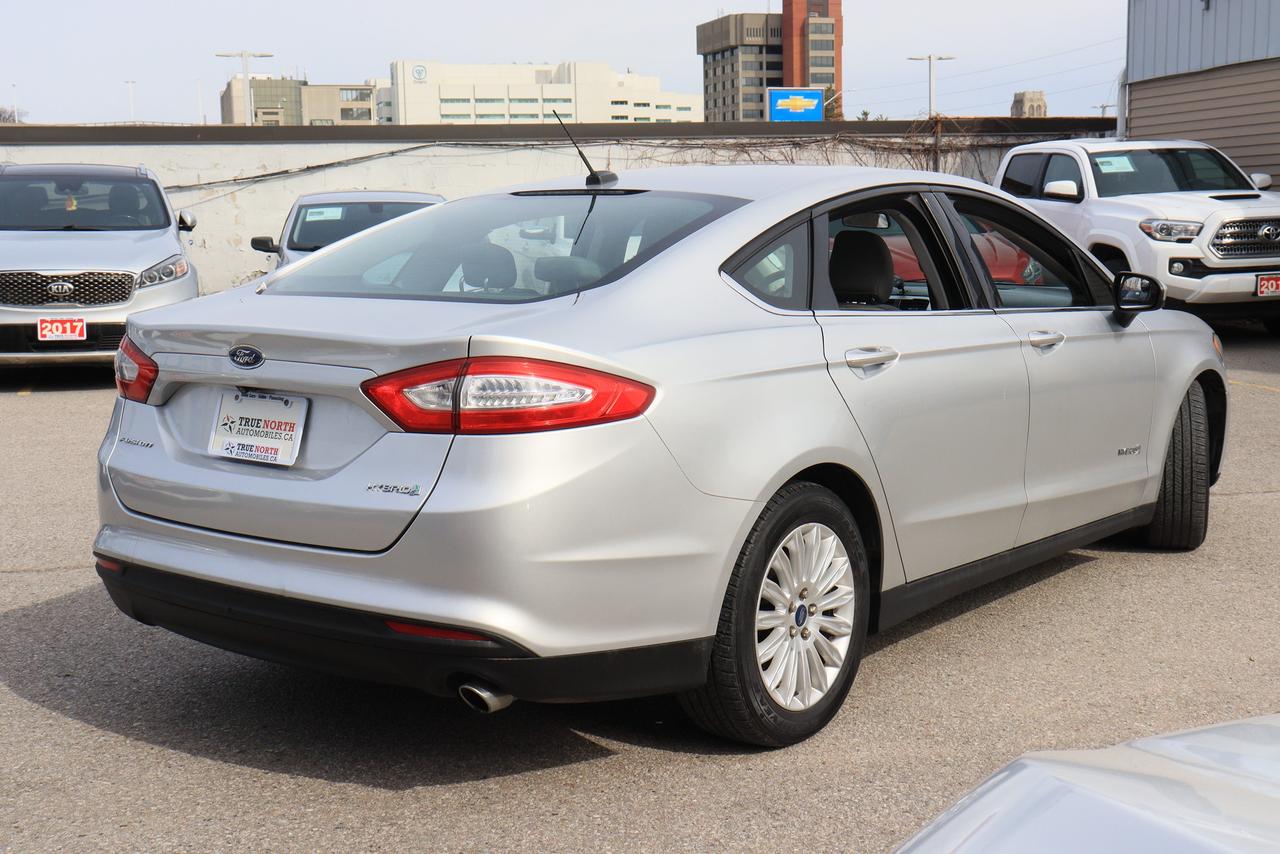 2016 Ford Fusion S Hybrid | Auto | Bluetooth | Cam | Alloys & More! Photo9