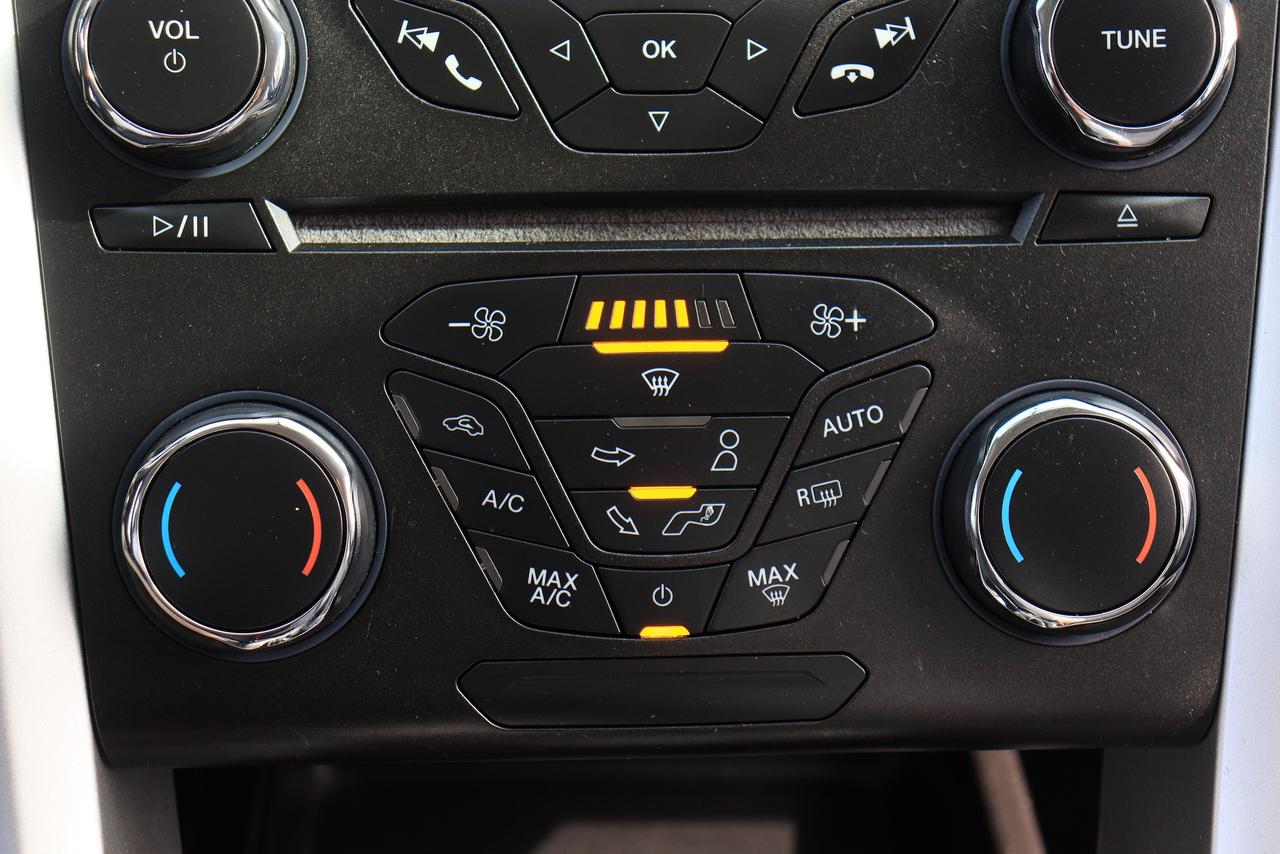 2016 Ford Fusion S Hybrid | Auto | Bluetooth | Cam | Alloys & More! Photo55