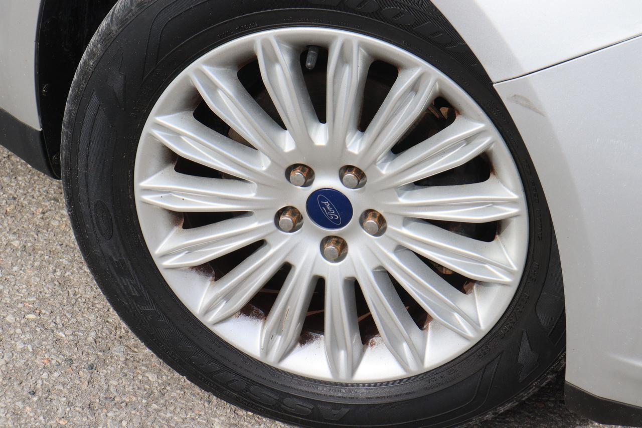 2016 Ford Fusion S Hybrid | Auto | Bluetooth | Cam | Alloys & More! Photo45
