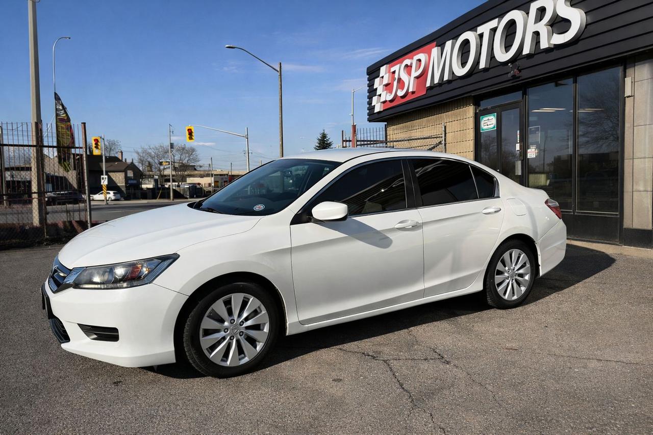 2014 Honda Accord LX Photo2