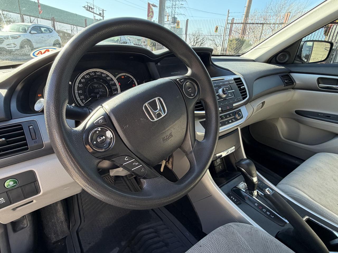 2014 Honda Accord LX Photo