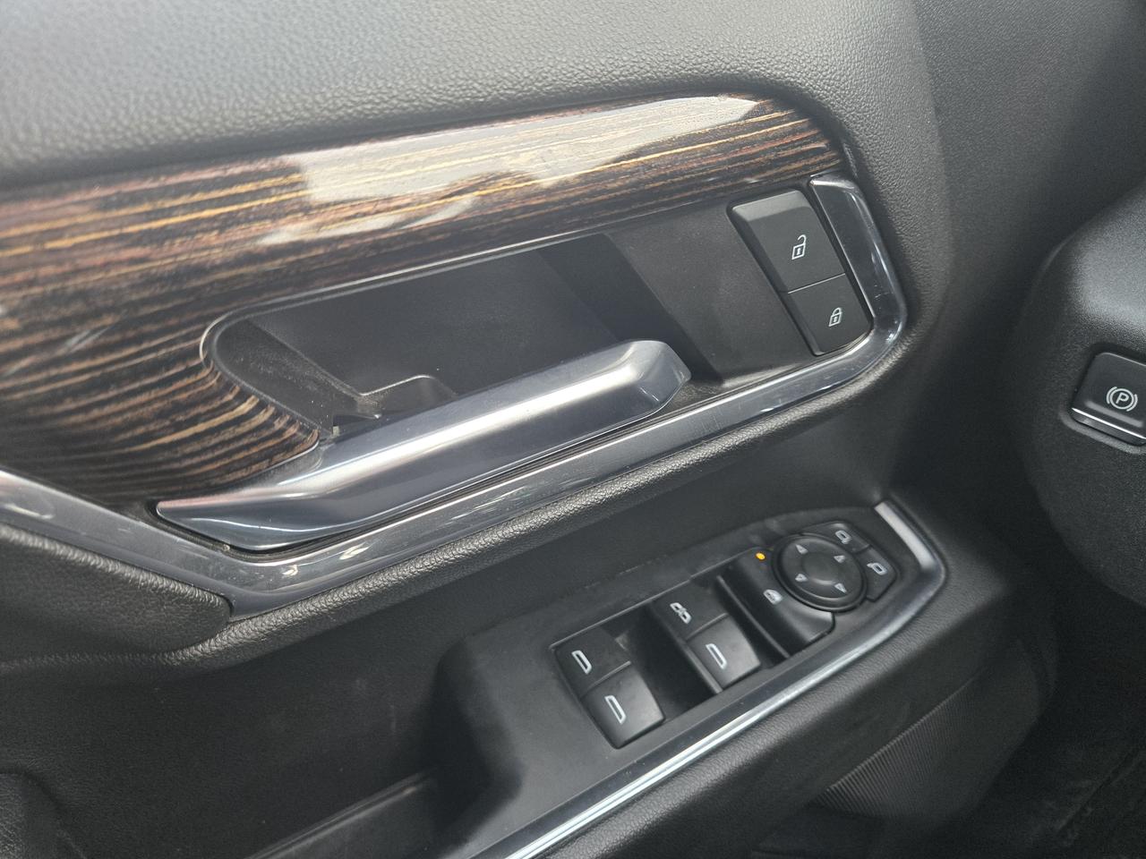 2024 GMC Sierra 2500 SLE Photo