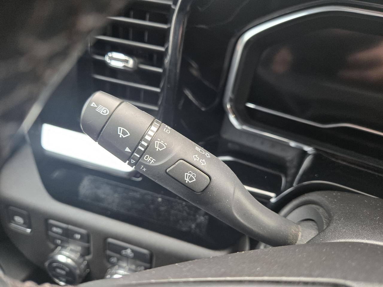 2024 GMC Sierra 2500 SLE Photo