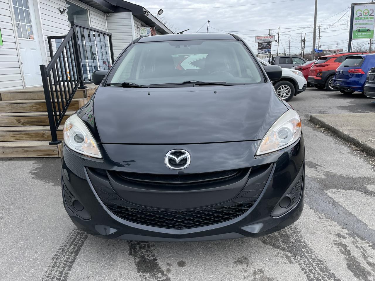 2015 Mazda MAZDA5 GS Photo