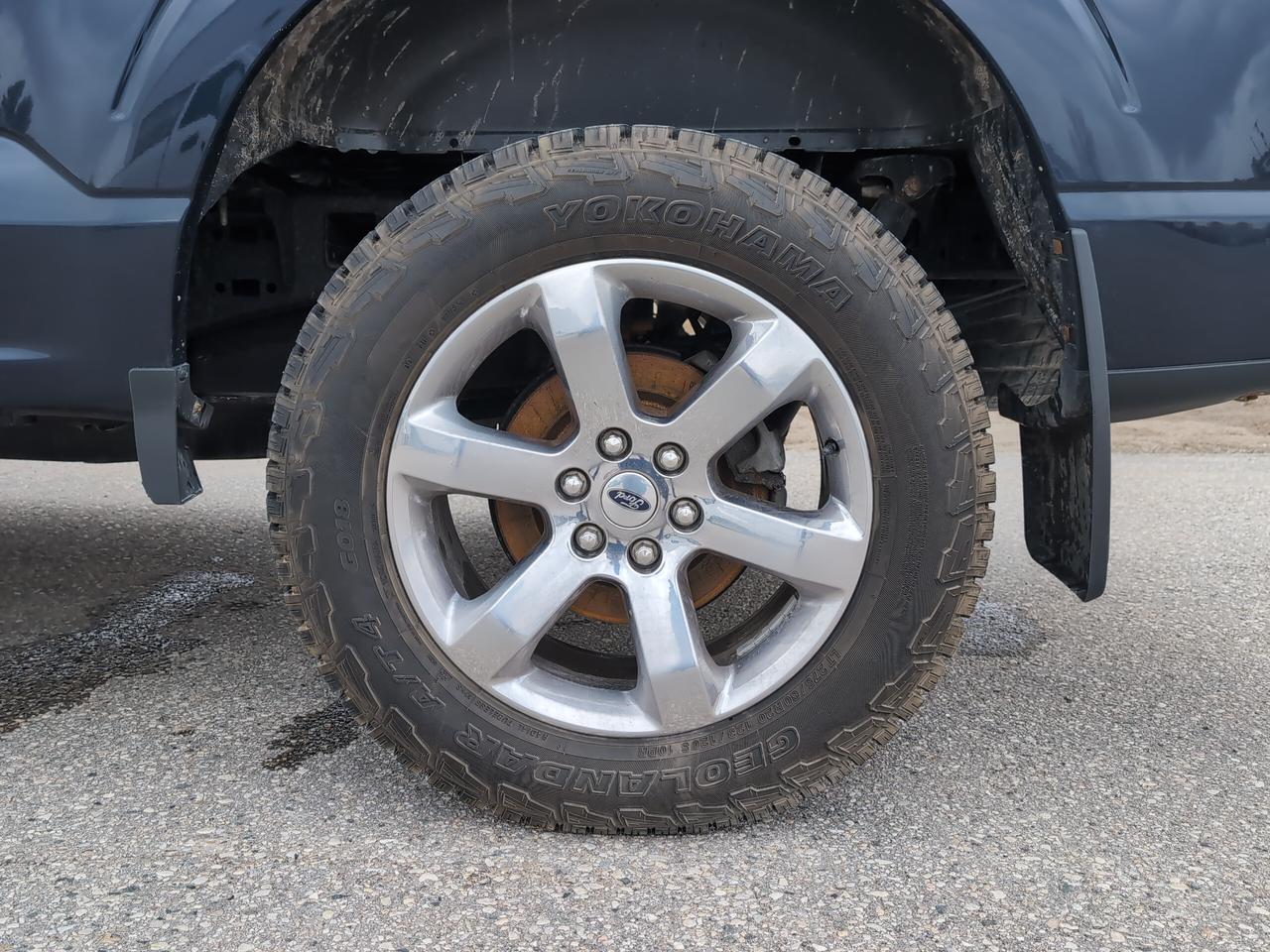 2022 Ford F-150 Lariat 4WD SuperCrew 5.5' Box Photo
