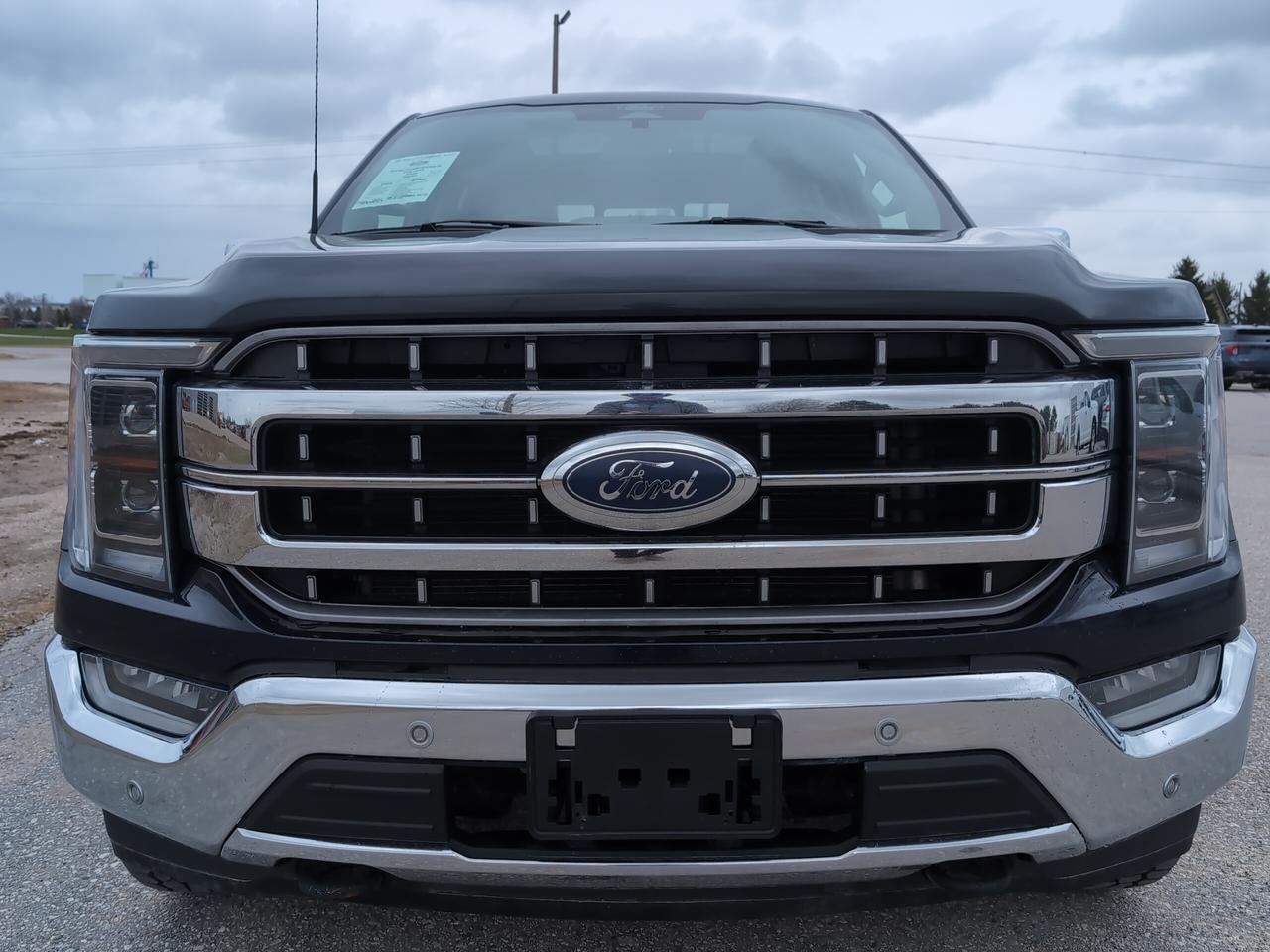 2022 Ford F-150 Lariat 4WD SuperCrew 5.5' Box Photo