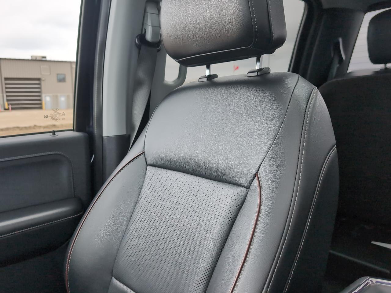 2022 Ford F-150 Lariat 4WD SuperCrew 5.5' Box Photo