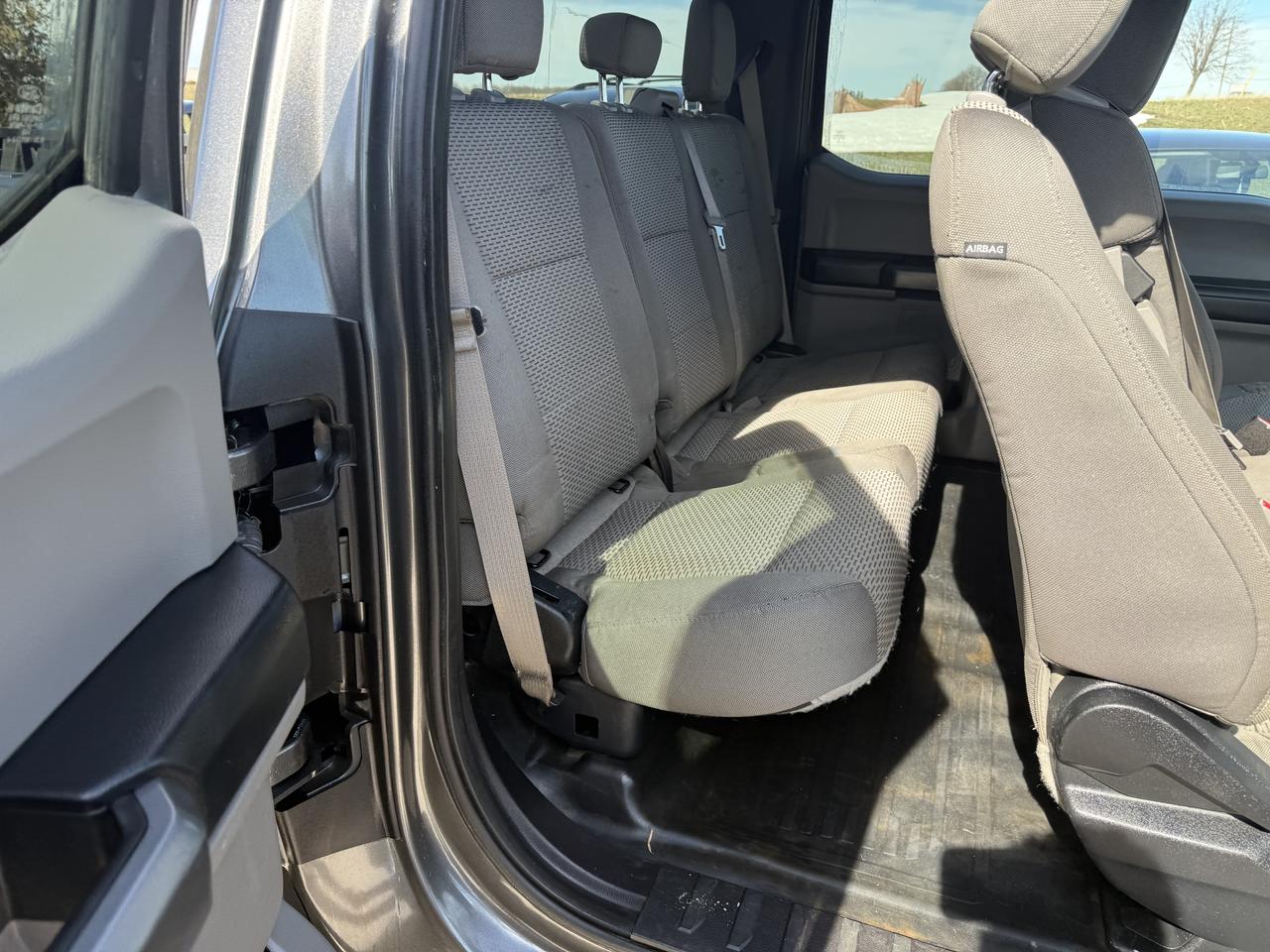 2016 Ford F-150 XLT 8 FOOT BOX Photo