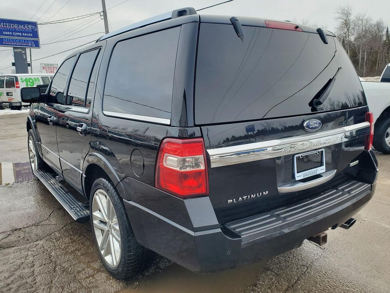 2017 Ford Expedition Platinum Photo