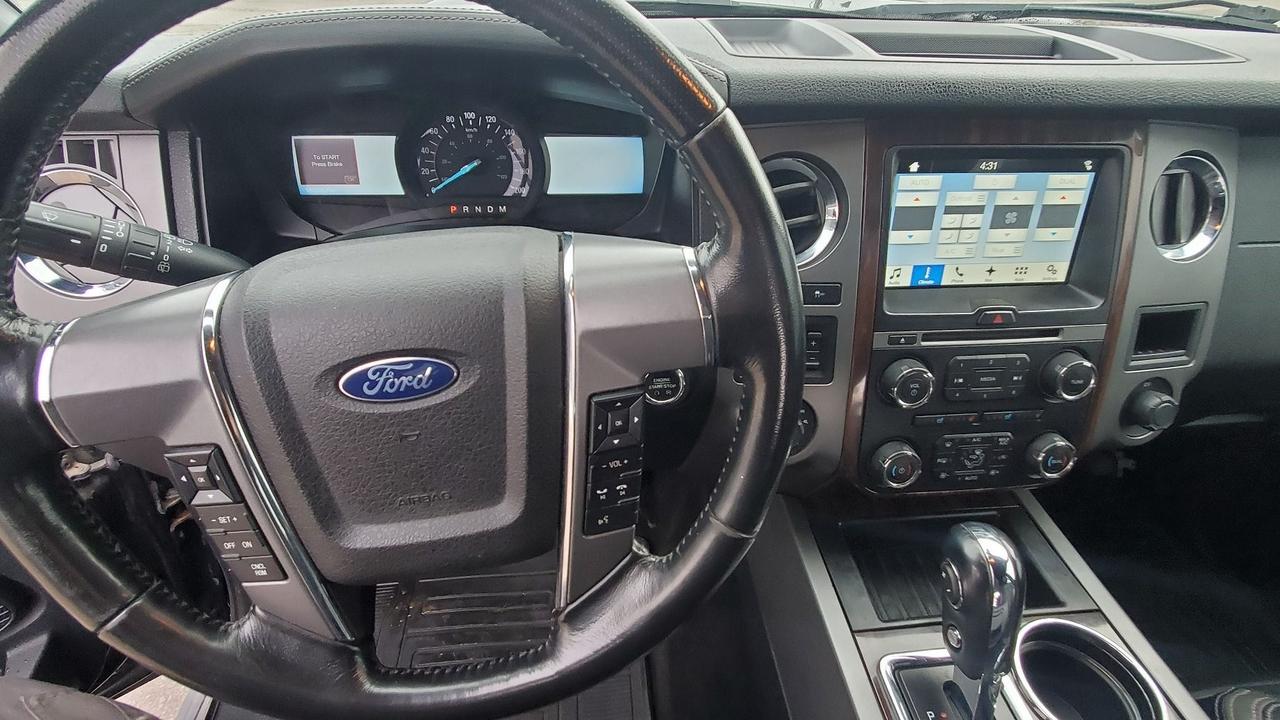 2017 Ford Expedition Platinum Photo