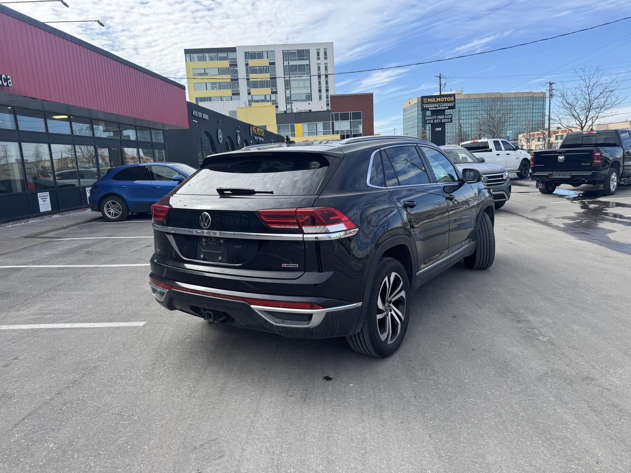 2022 Volkswagen Atlas HIGHLINE AWD LEATHER PAN/ROOF NAV B/SPOT CAMERA Photo4