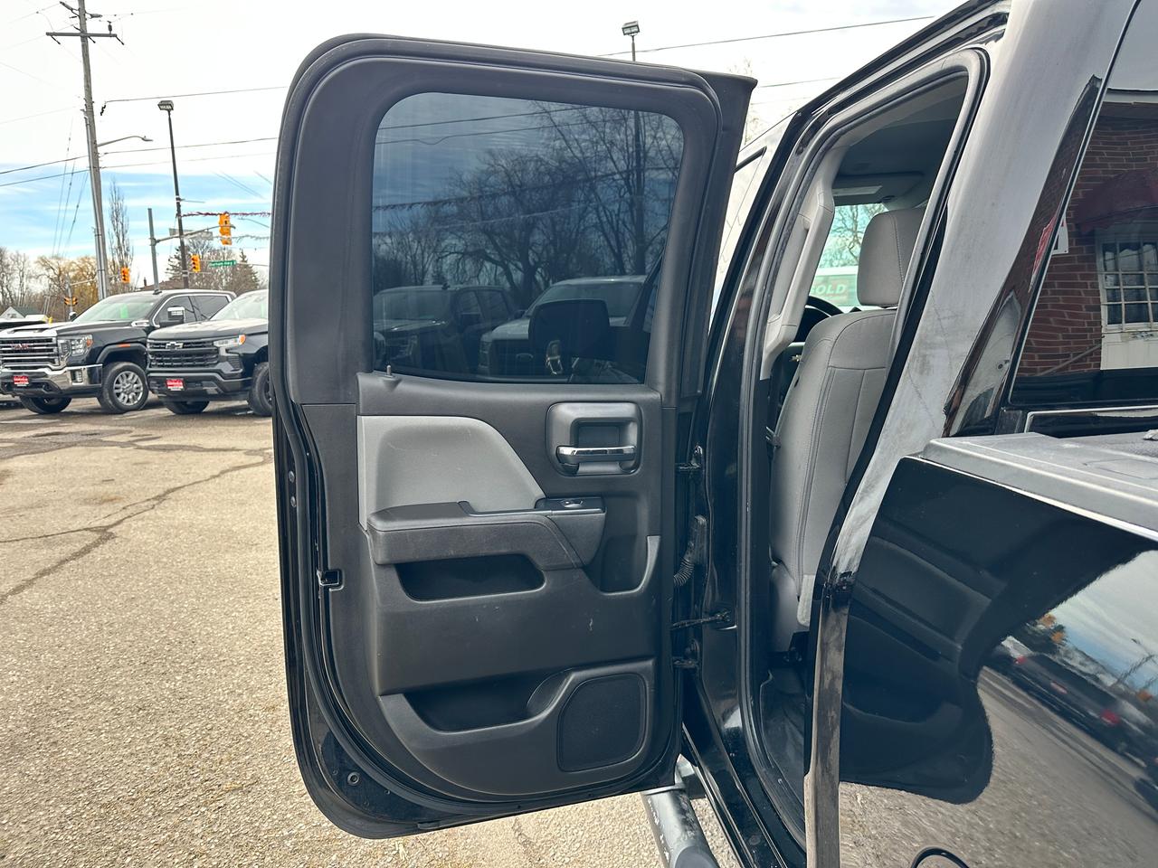 2017 Chevrolet Silverado 1500 WorkTruck 4x4 5.3L Bluetooth CarPlay BackupCam XM Photo