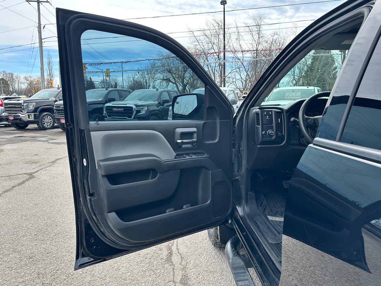 2017 Chevrolet Silverado 1500 WorkTruck 4x4 5.3L Bluetooth CarPlay BackupCam XM Photo