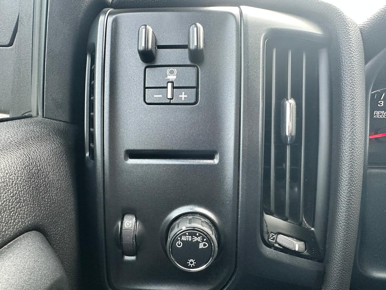 2017 Chevrolet Silverado 1500 WorkTruck 4x4 5.3L Bluetooth CarPlay BackupCam XM Photo