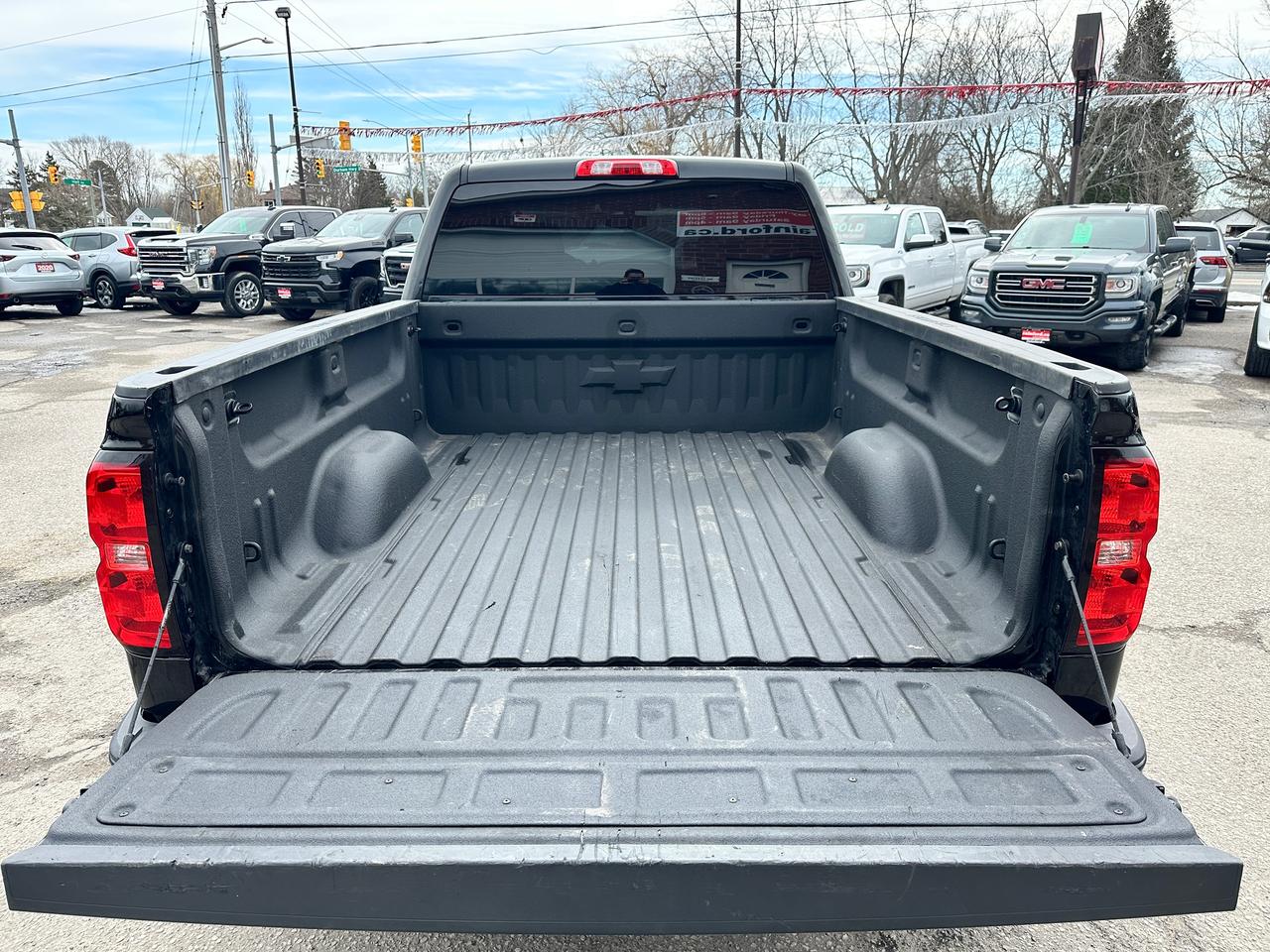 2017 Chevrolet Silverado 1500 WorkTruck 4x4 5.3L Bluetooth CarPlay BackupCam XM Photo