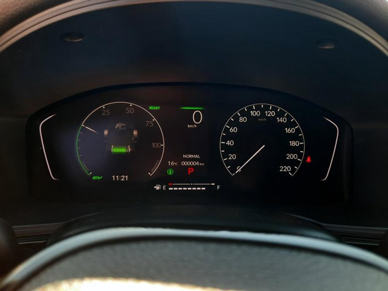 13722299