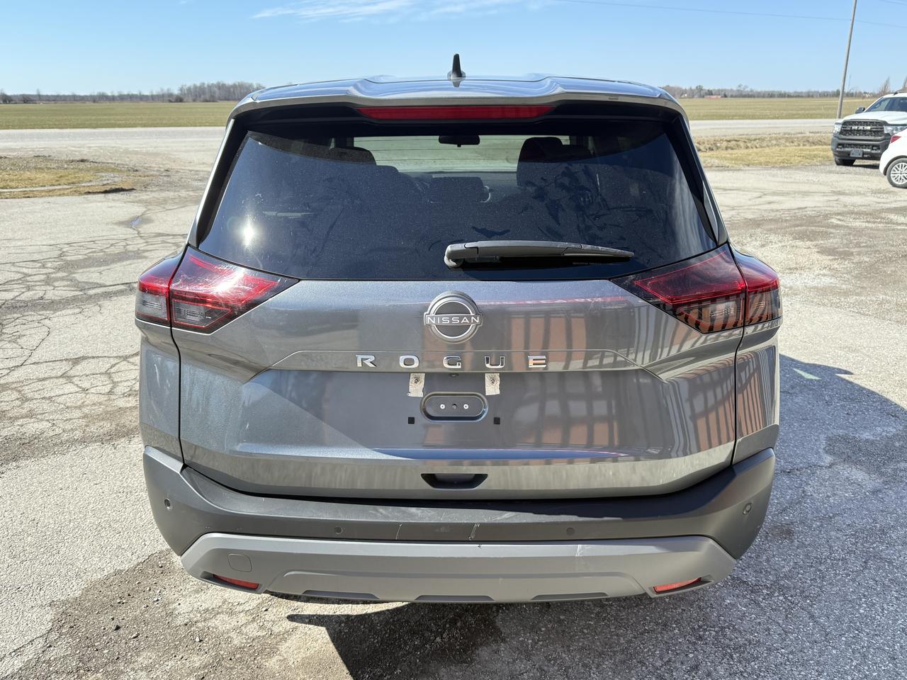 2023 Nissan Rogue S | Backup Camera | Heated Seats | Bluetooth Photo3