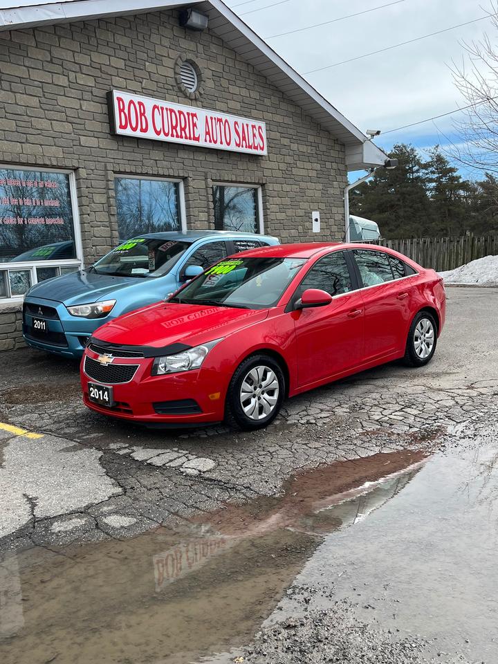 2014 Chevrolet Cruze 4dr Sdn 1LT Photo