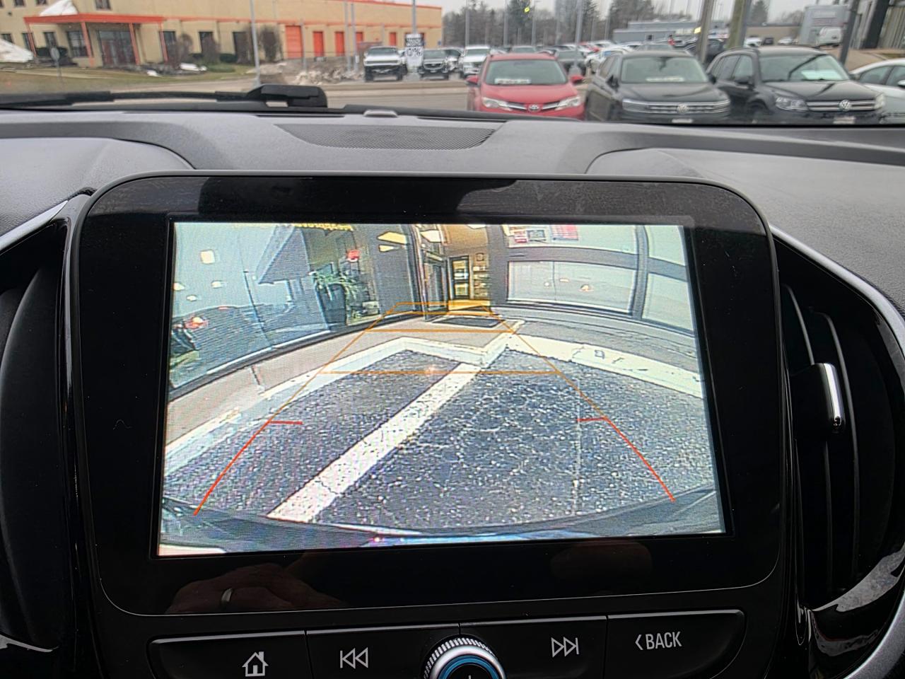 2018 Chevrolet Volt LT Leather | BOSE | Backup Camera | Heated Steering | Heated Seats Photo